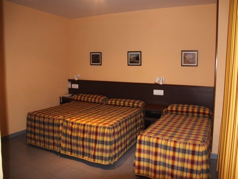 Camping Hotel Sierra Nevada Granada Exterior photo